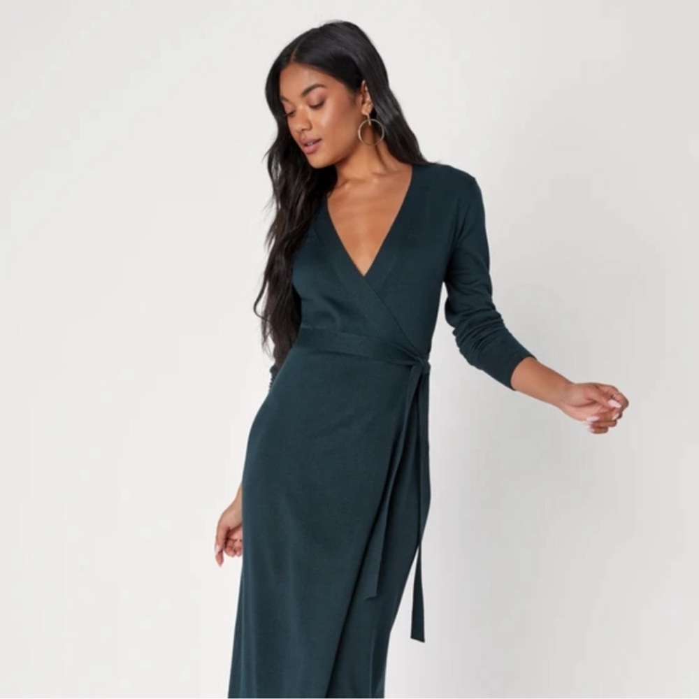 Lulu’s Literary Lover Emerald Green Midi Wrap Sweater  Size Small